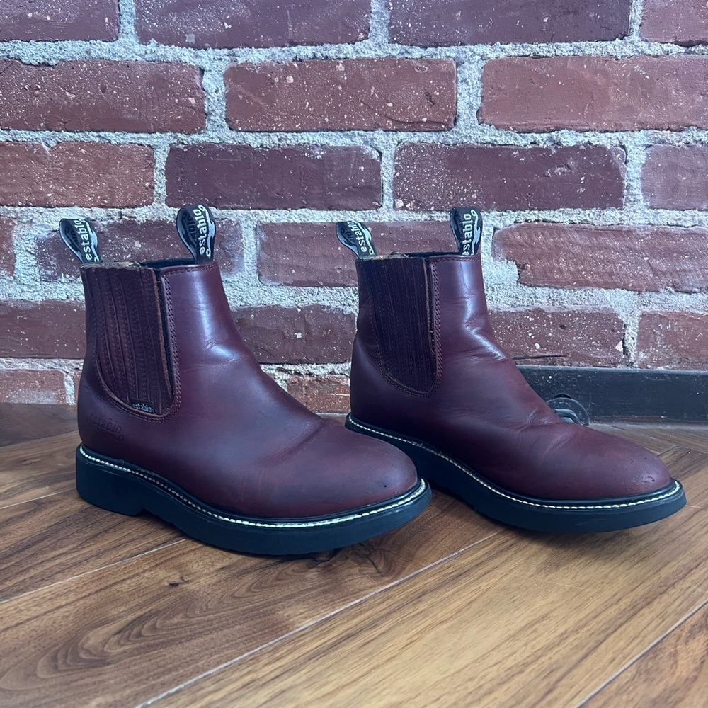 Establo Women's Brown Leather Ankle Boots - Picture 2 of 8